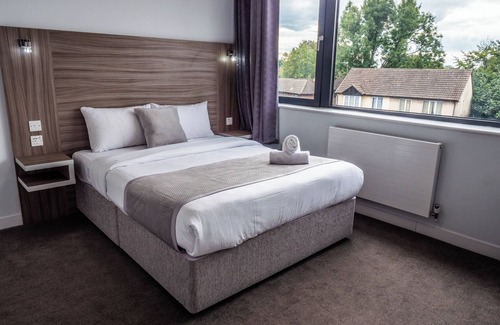 Hillingdon Hotel | Sky Nights Hotel London Heathrow