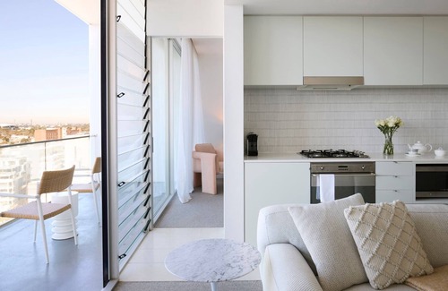 Darlinghurst Apartment | Sky Pad by Contemporary Hotels