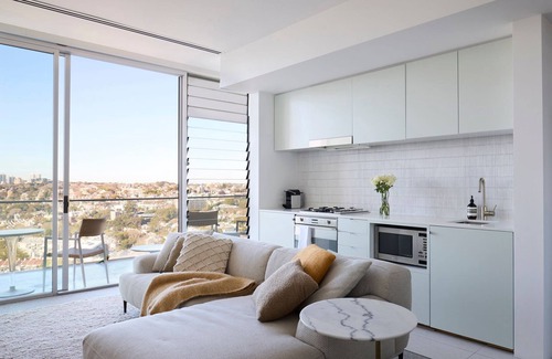 Darlinghurst Apartment | Sky Pad by Contemporary Hotels