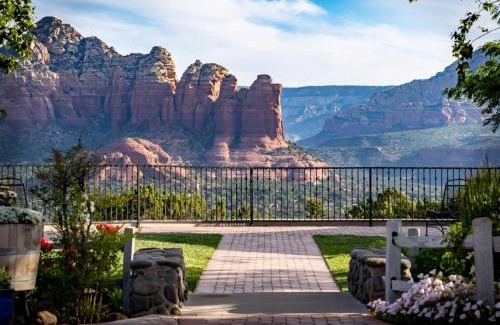 West Sedona Hotel | Sky Ranch Lodge