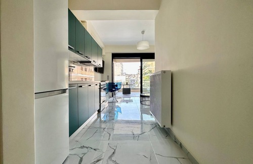 Petralona Apartment | Sky Suite 4