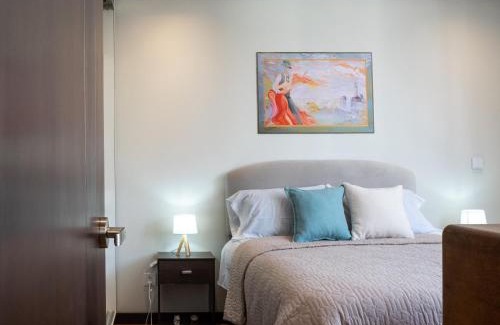 Downtown La Paz Apartment | Sky Suites - City Center First Class Apartment