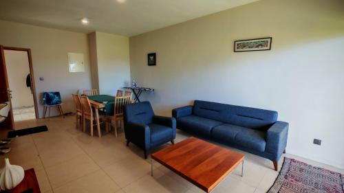 Candos Apartment | Sky Sunrise two rooms apartment
