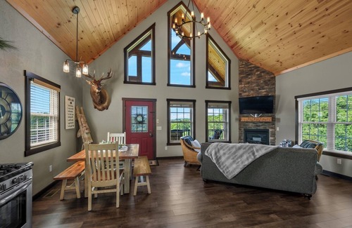 Millersburg Cottage | Skye Cottage at Hillside Hideaways-Private Getaway in the heart of Amish Country