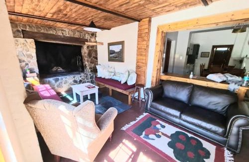 Dullstroom House | Skye High House & Cottage