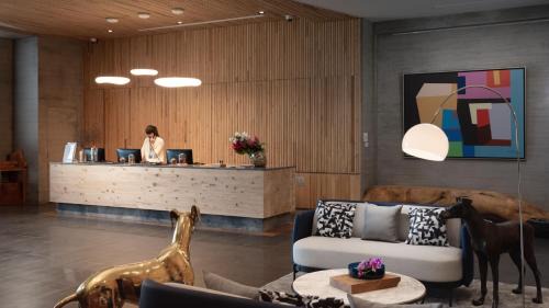 White Sand Beach House | SkyeBay Club - Silver Pavilion