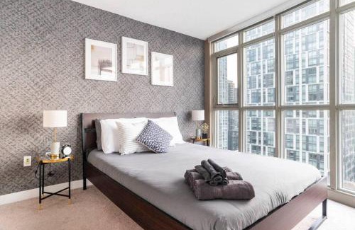 CityPlace Apartment | SkyHigh Haven LED-Lit Downtown Condo Retreat