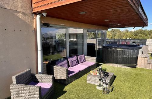 Zolitude Apartment | Skyhouse Riga Delux Penthouse & SPA