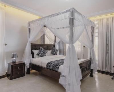 Kitengela House | Skyhut Boutique House Rooftop with LED-LIT DOME & Private Pool - Nairobi