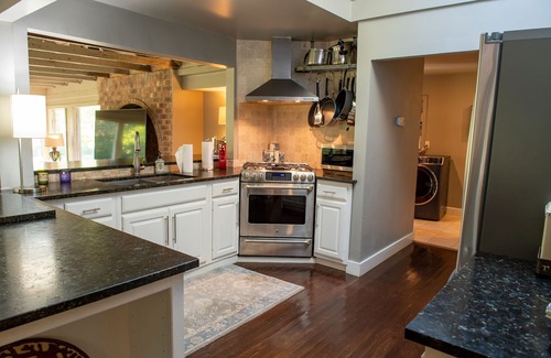 Miller Grove House | Skylight Ranch - Spacious Getaway
