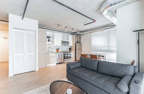 Gateway District Apartment | Skyline 776 - 2BR, 1BR & Studio Units with Parking