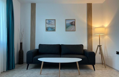 Sinemoretz Apartment | Skyline apartment