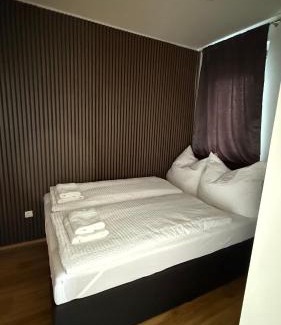 Klagenfurt am Woerthersee Apartment | Skyline
