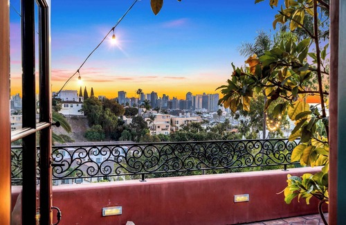 Park West House | Skyline & Bay Views Spanish Villa: Pool + Hot Tub!