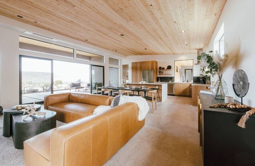 Pioneertown House | Skyline By Fieldtrip | NEW - Pool, Hot Tub, Firepit, Casita