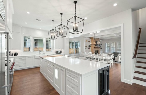 East Cesar Chavez House | Skyline Chic Farmhouse – Designer Home, Walk to Dining & Riverfront!