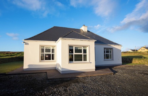 Ballydavid House | Skyline Escape by Mount Brandon