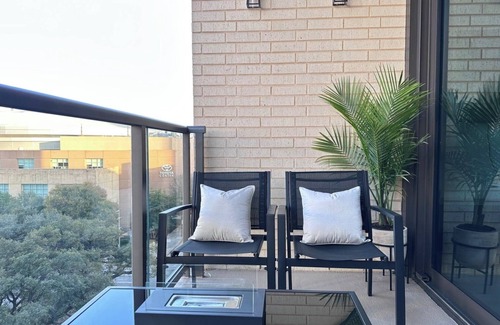Downtown Houston Apartment | Skyline Houston