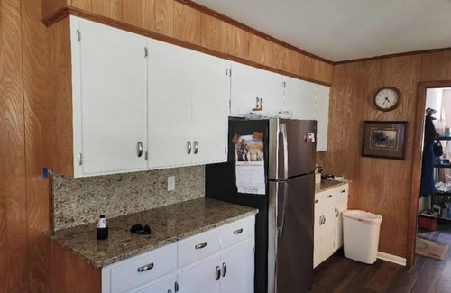 Russellville Cabin | Skyline Lodge nLake Dardanelle nArkansas River Valley