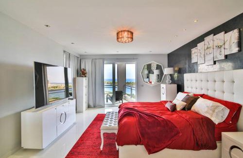 Maho Apartment | Skyline Luxury 5 Star Condo