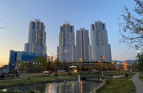 Skopje Region Apartment | Skyline Retreat Apartment at Sky Towers with Spa and Fitness Access