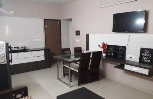 Phase 1 Apartment | Skyline stay inn