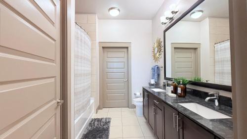 East Downtown Houston Apartment | Skyline Stay