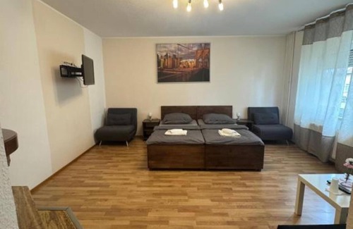 Waltersdorf House | SkyPension
