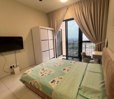 Bukit Indah Apartment | Skytrees 公寓 距Aeon五分钟路程