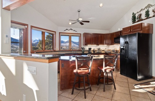 Windcliff Estates House | Skyview Luxury Vacation Rental by Windcliff Homes