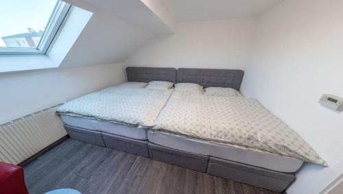Sankt Polten Apartment | Skyview Studio STP