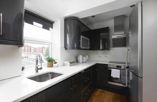Golborne Apartment | Skyvillion - Central Ldn 3bed Flat Ladbroke Grove