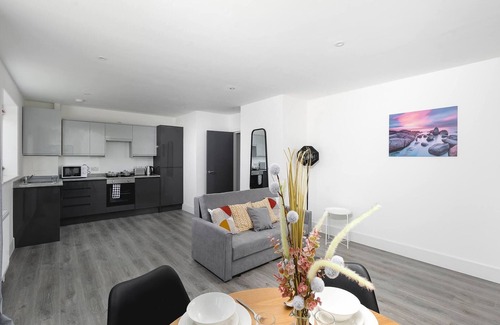 Enfield Apartment | Skyvillion -vineyard Court- Enfield 1bed With Balcony