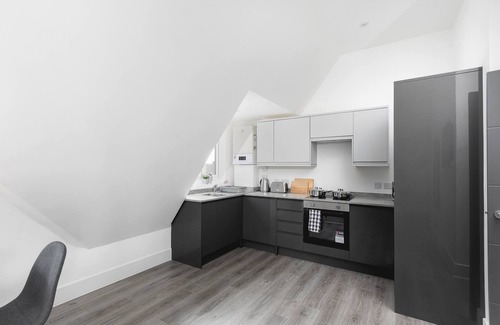 Enfield Apartment | Skyvillion -vineyard Court- Enfield 1bed Wbalcony