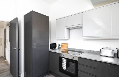 Enfield Apartment | Skyvillion -vineyard Court- Enfield 1bed with balcony