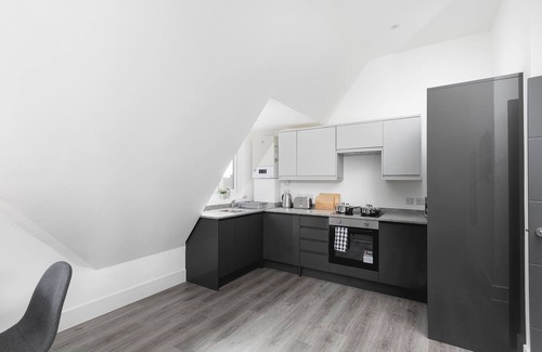 Enfield Apartment | Skyvillion -vineyard Court Enfield 1bed Wbalcony
