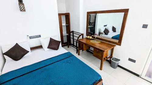 Polhena House | Skyy Villa matara