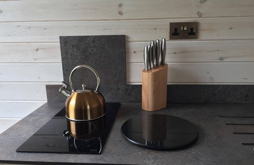 Edington Apartment | Slades Farm Luxury Glamping Pod Daisy