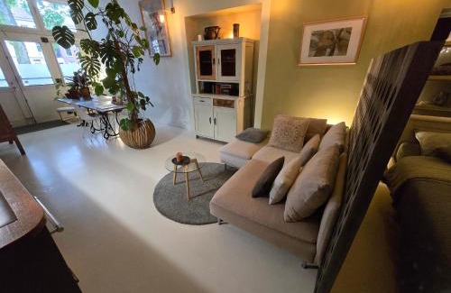 Utrecht Apartment | Slapen aan de Sluis