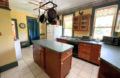 Slatyfork Farm House | Slatyfork Homestead - Cozy Farmhouse Near Snowshoe