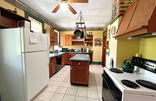 Slatyfork Farm House | Slatyfork Homestead - Cozy Farmhouse Near Snowshoe