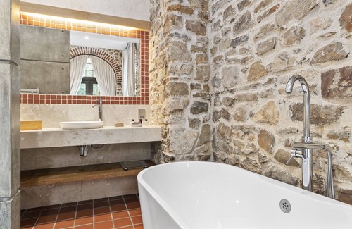 Haverfordwest Bed & Breakfast | Slebech Park Restaurant & Rooms