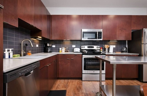 King William Apartment | Sleek 1BR-Southtown Near Rvrwalk, Dome & Conv
