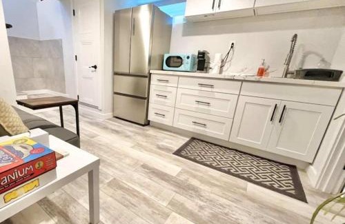 White Center House | Sleek 2BR Lower Unit Near Airport & Seattle DT