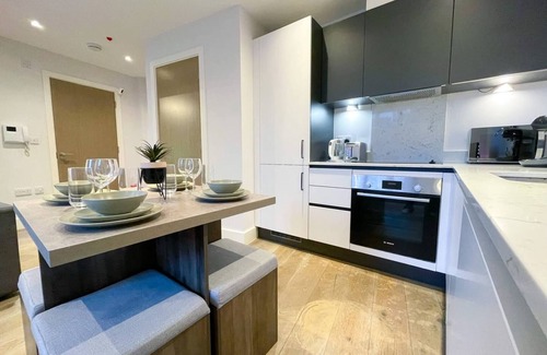 Chelmsford Apartment | Sleek & Comfortable Chelmsford Apartment