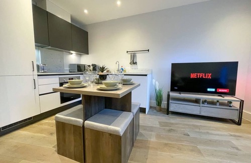 Chelmsford Apartment | Sleek & Comfortable Chelmsford Apartment