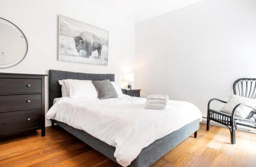 Little Italy Apartment | Sleek Condo in the Heart of Little Italy by Den Stays