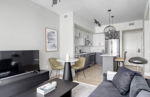 Downtown Fort Lauderdale Apartment | Sleek Downtown Fort Lauderdale Studio w/W/D, Pool & Gym, by Blueground
