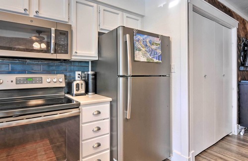 Beaver Condo | Sleek Eagle Point Resort Utah Vacation Rental