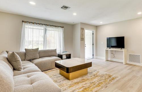 Biggar House | Sleek Family Home with Pool and Hot Tub in Fort Myers!